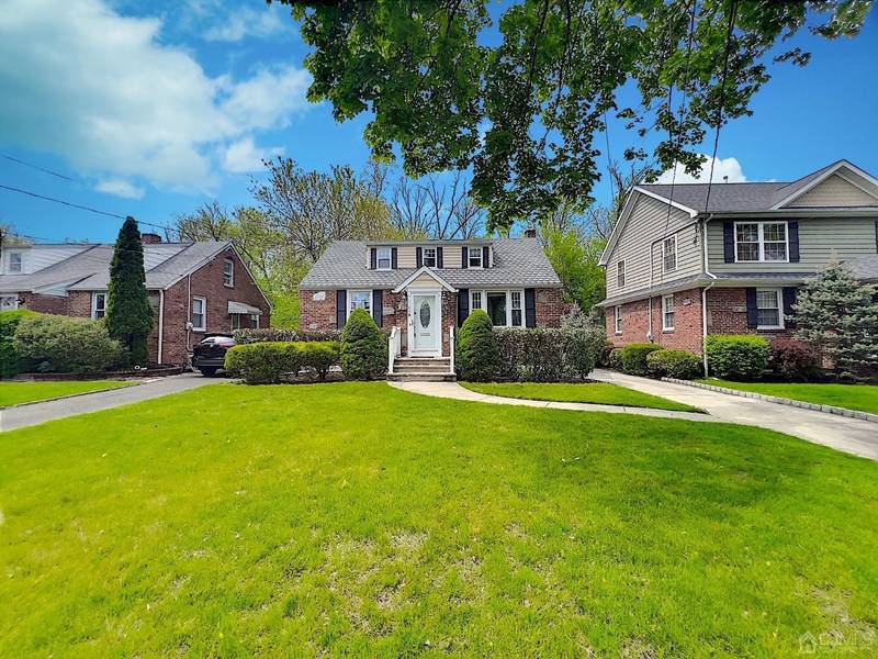 118 3rd ST, Dunellen, NJ 08812