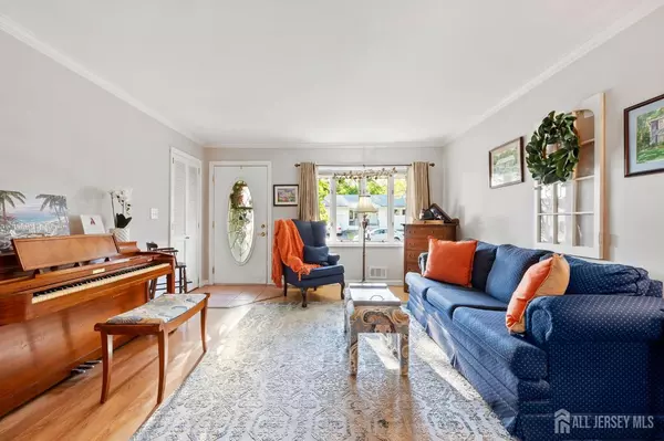 Colonia, NJ 07067,171 Jeffery RD