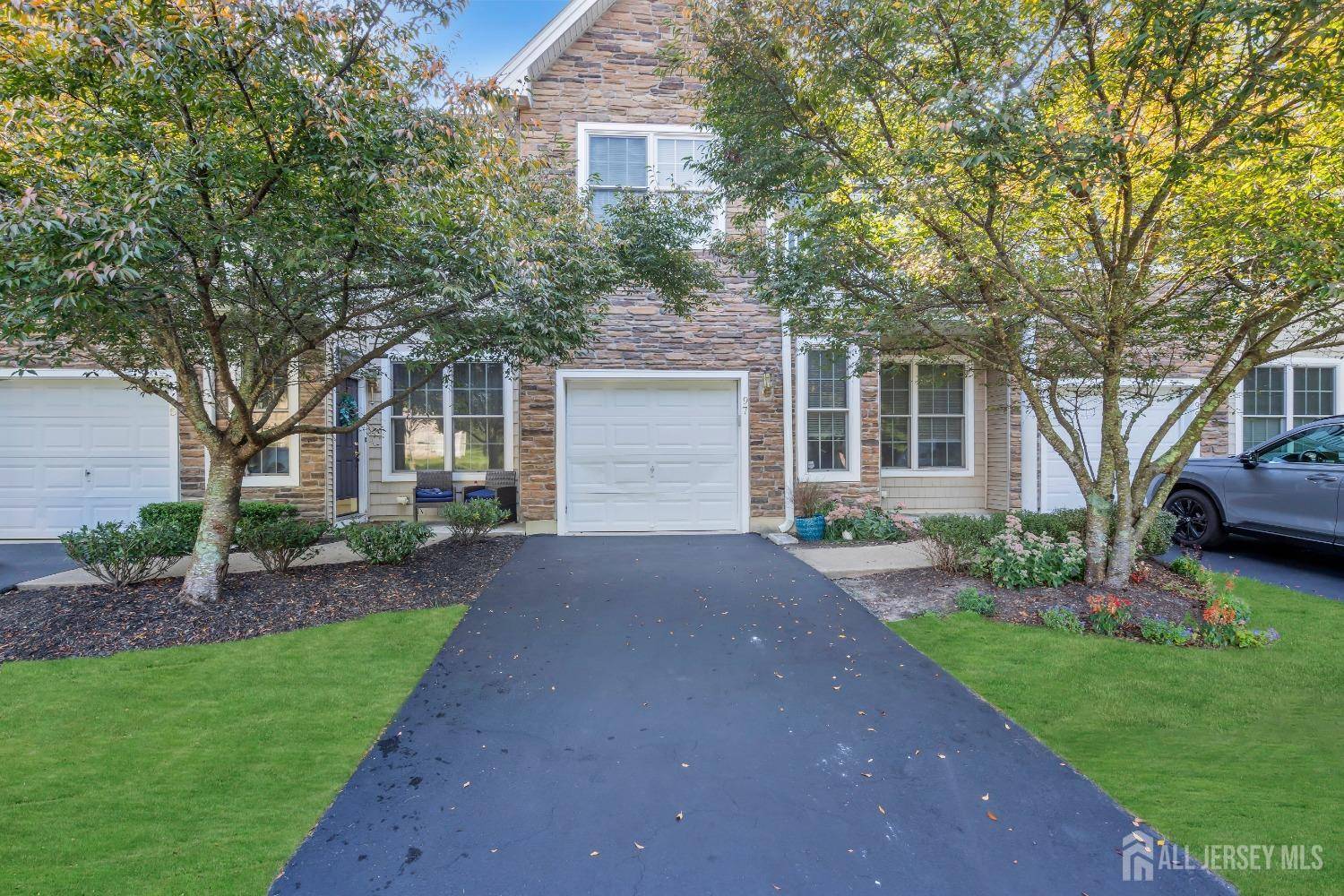 97 Osprey DR, Old Bridge, NJ 08857