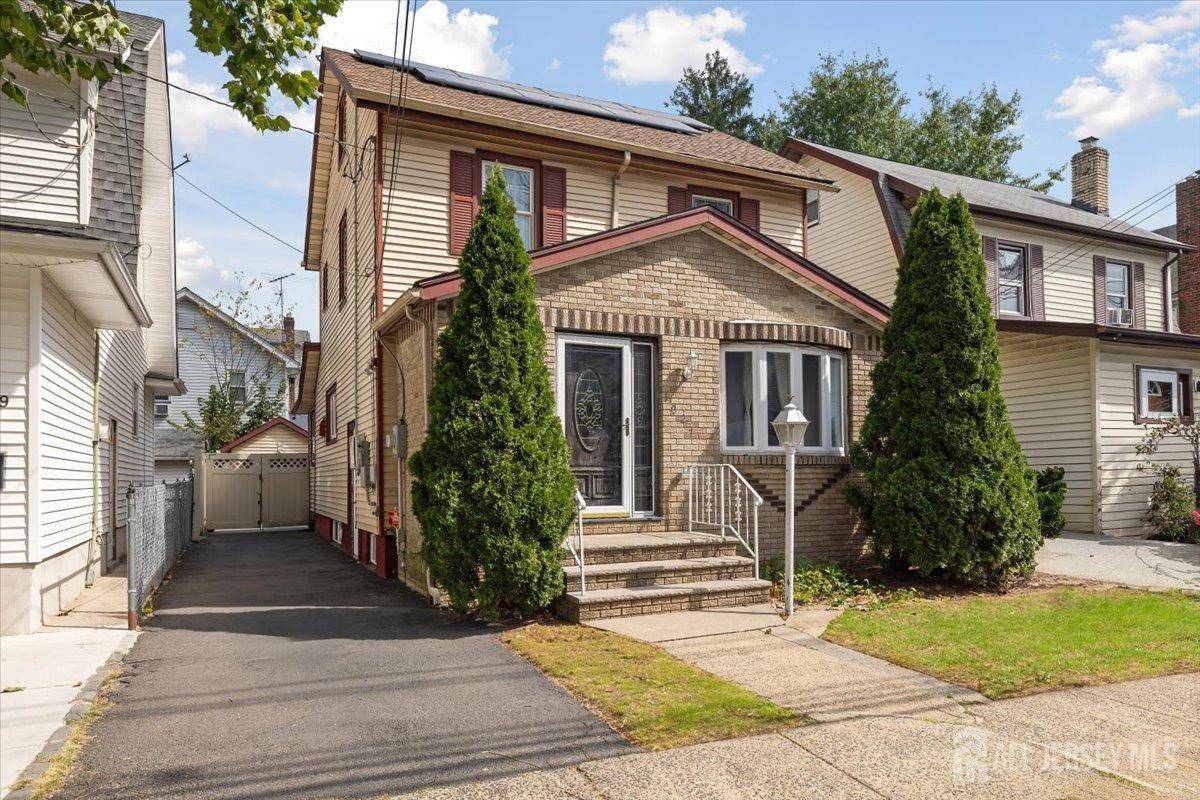 Hillside, NJ 07205,1027 Salem AVE