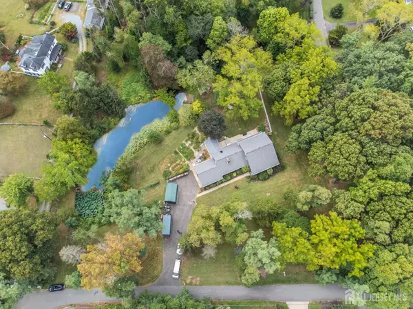 Colts Neck, NJ 07722,16 Woods End RD