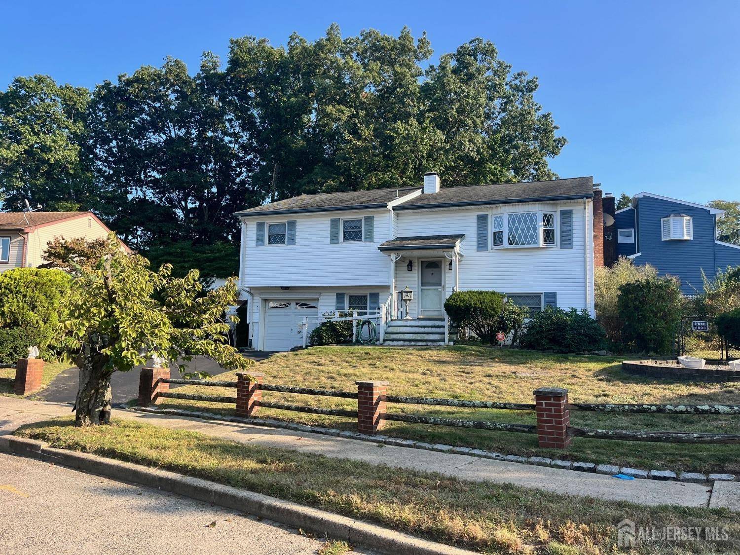 Sayreville, NJ 08859,8 Jeffrey CT
