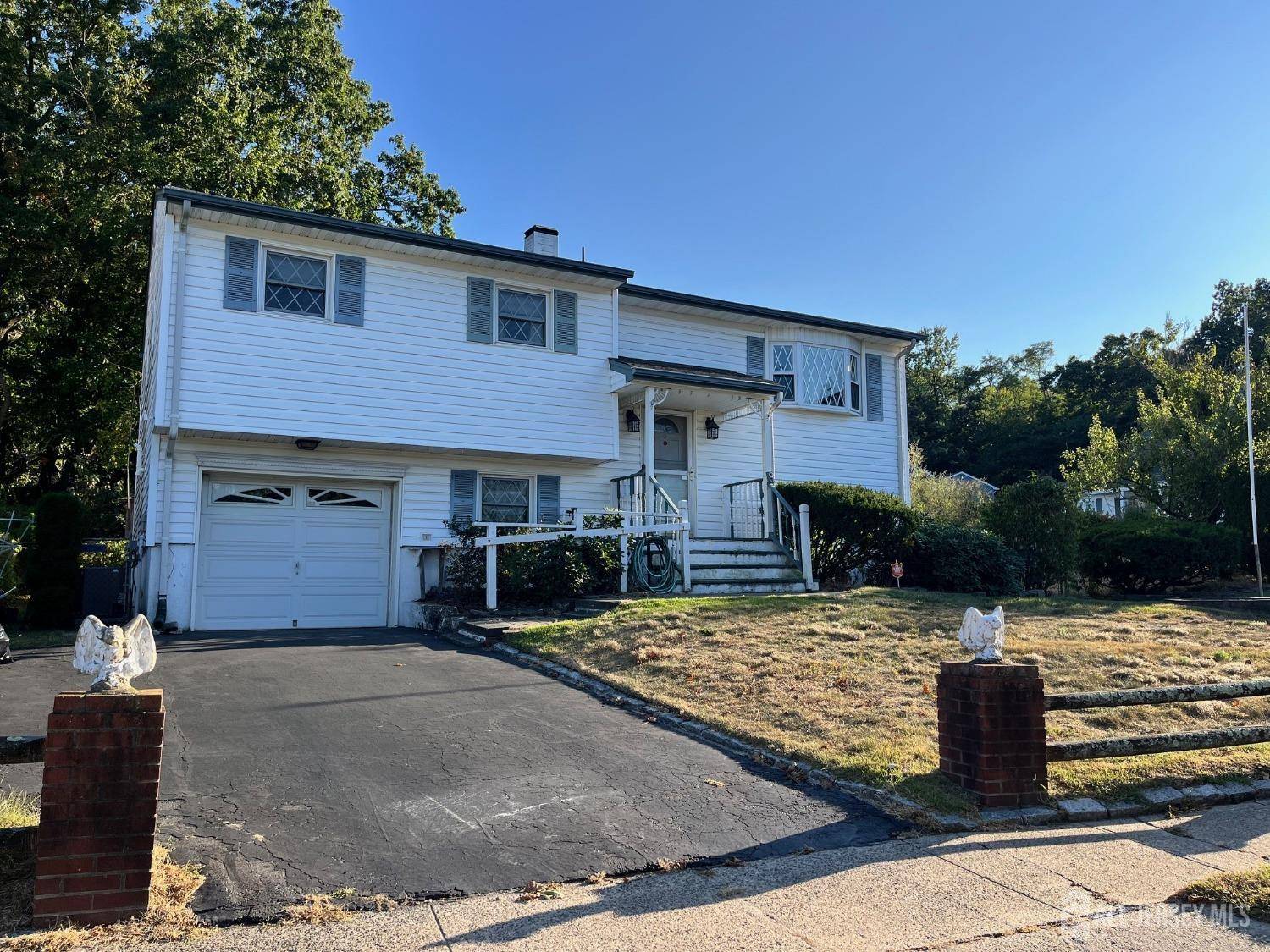 Sayreville, NJ 08859,8 Jeffrey CT