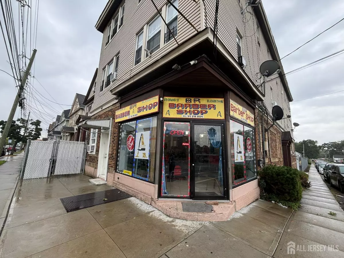 Elizabeth, NJ 07202,970 W Grand ST W