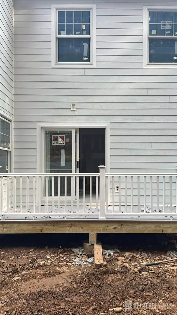 Watchung, NJ 07069,79 PARK PL