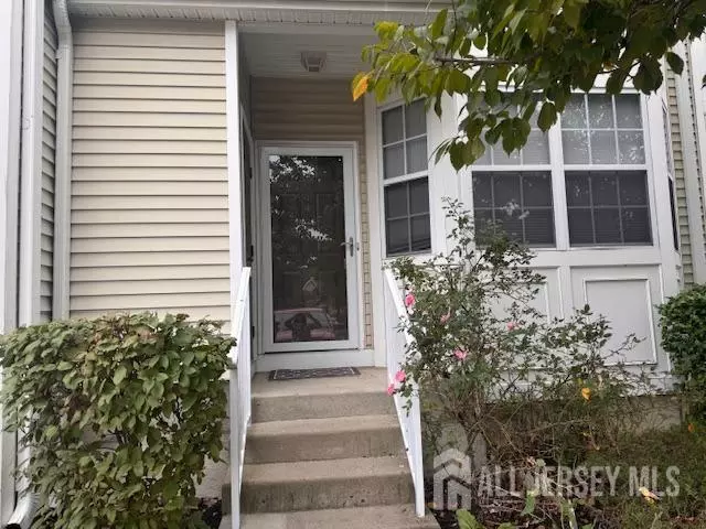 South Brunswick, NJ 08810,1411 Blossom CIR