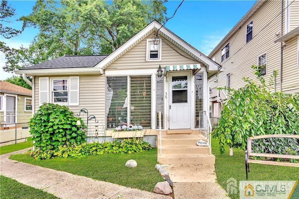 30 Shadyside AVE, Keansburg, NJ 07734