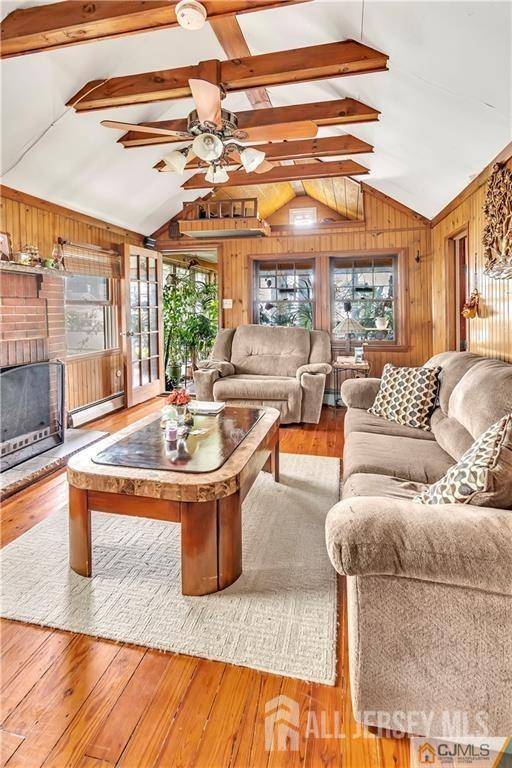 Keansburg, NJ 07734,30 Shadyside AVE