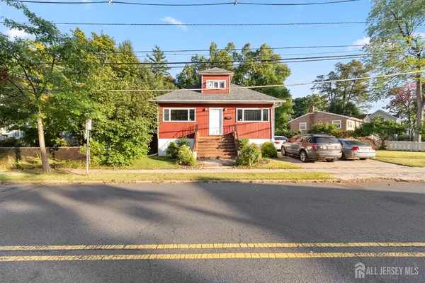 250 Walnut ST, Dunellen, NJ 08812