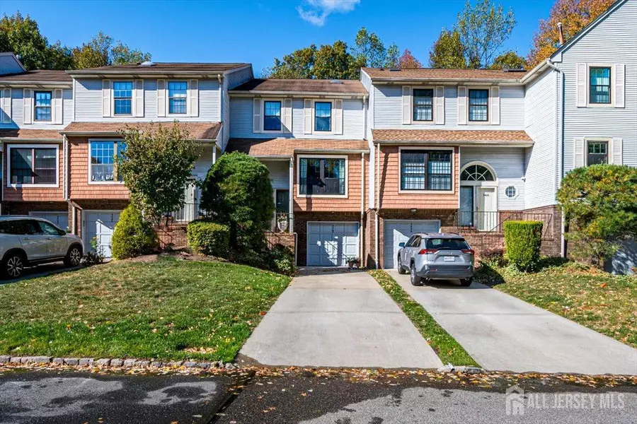 3405 Spring Brook DR, Edison, NJ 08820