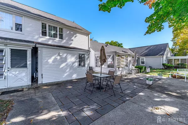 Monroe, NJ 08831,93 Old Nassau RD #C