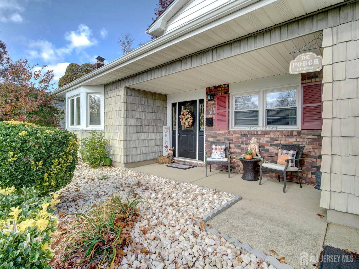 Sayreville, NJ 08859,12 Driftwood DR