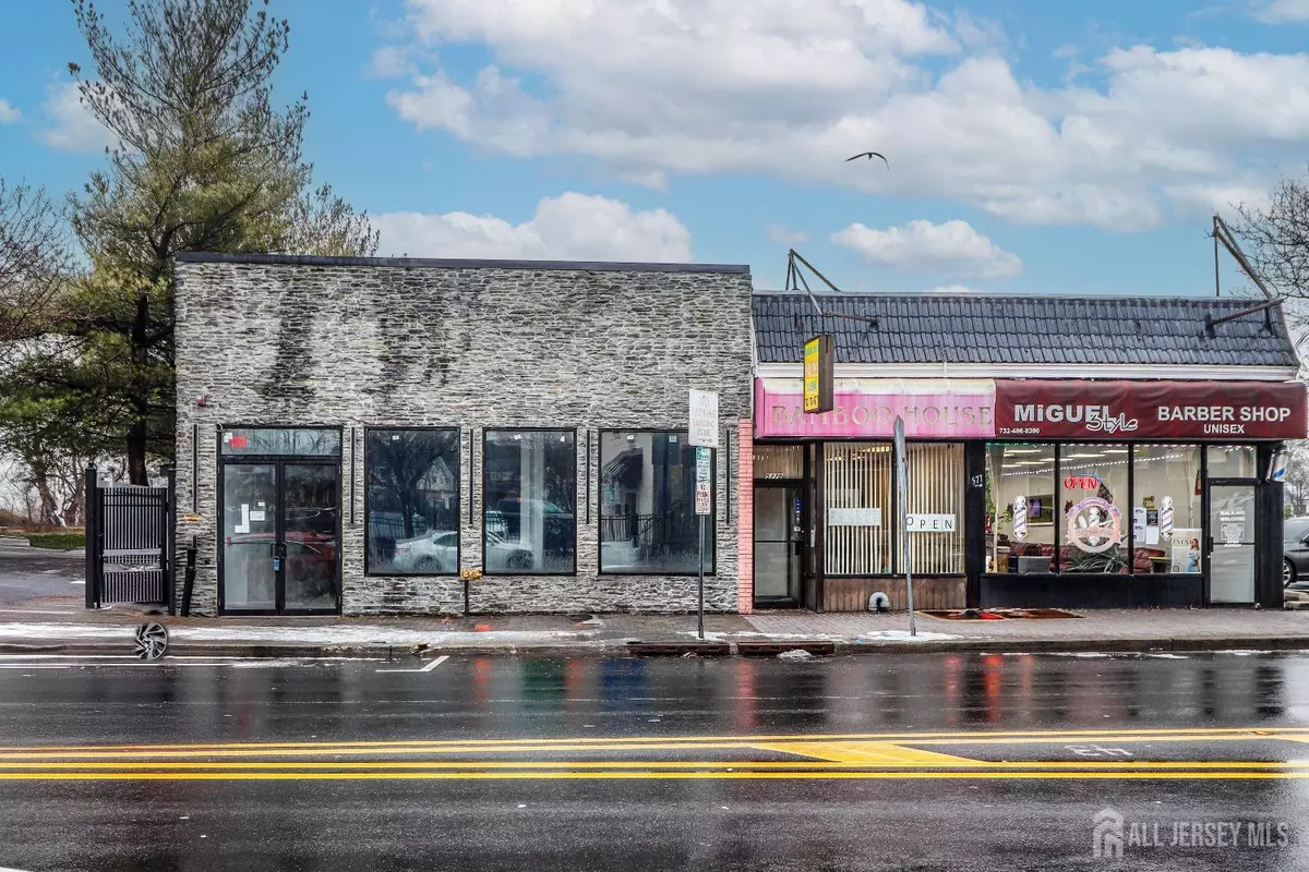 Fords, NJ 08863,575 New Brunswick AVE #2