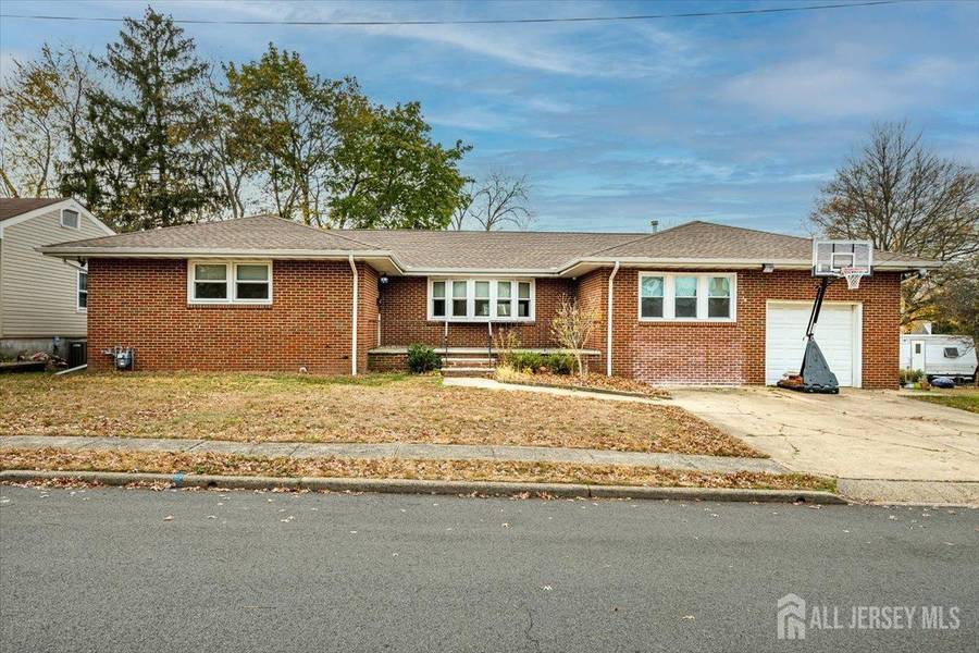 28 Clark AVE, Edison, NJ 08817