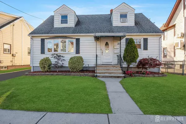 25 Wood ST, Garfield, NJ 07026