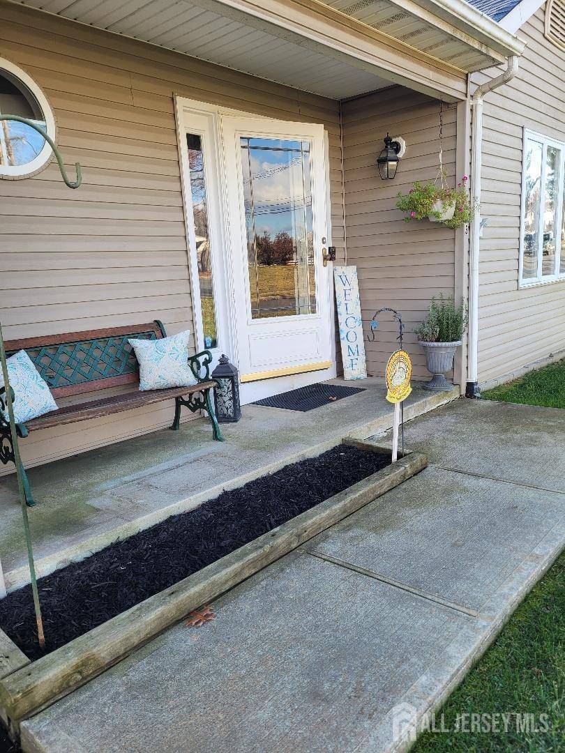 South River, NJ 08882,3 Samuel DR