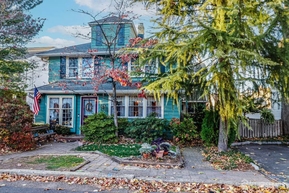 Metuchen, NJ 08840,29 Washington PL