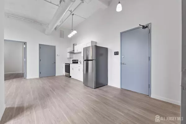 Perth Amboy, NJ 08861,226 New Brunswick AVE #304