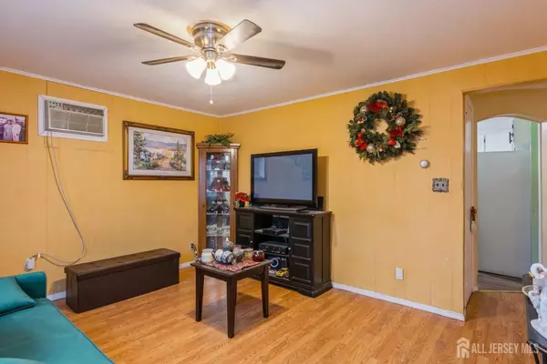 Iselin, NJ 08830,30 vernam ST