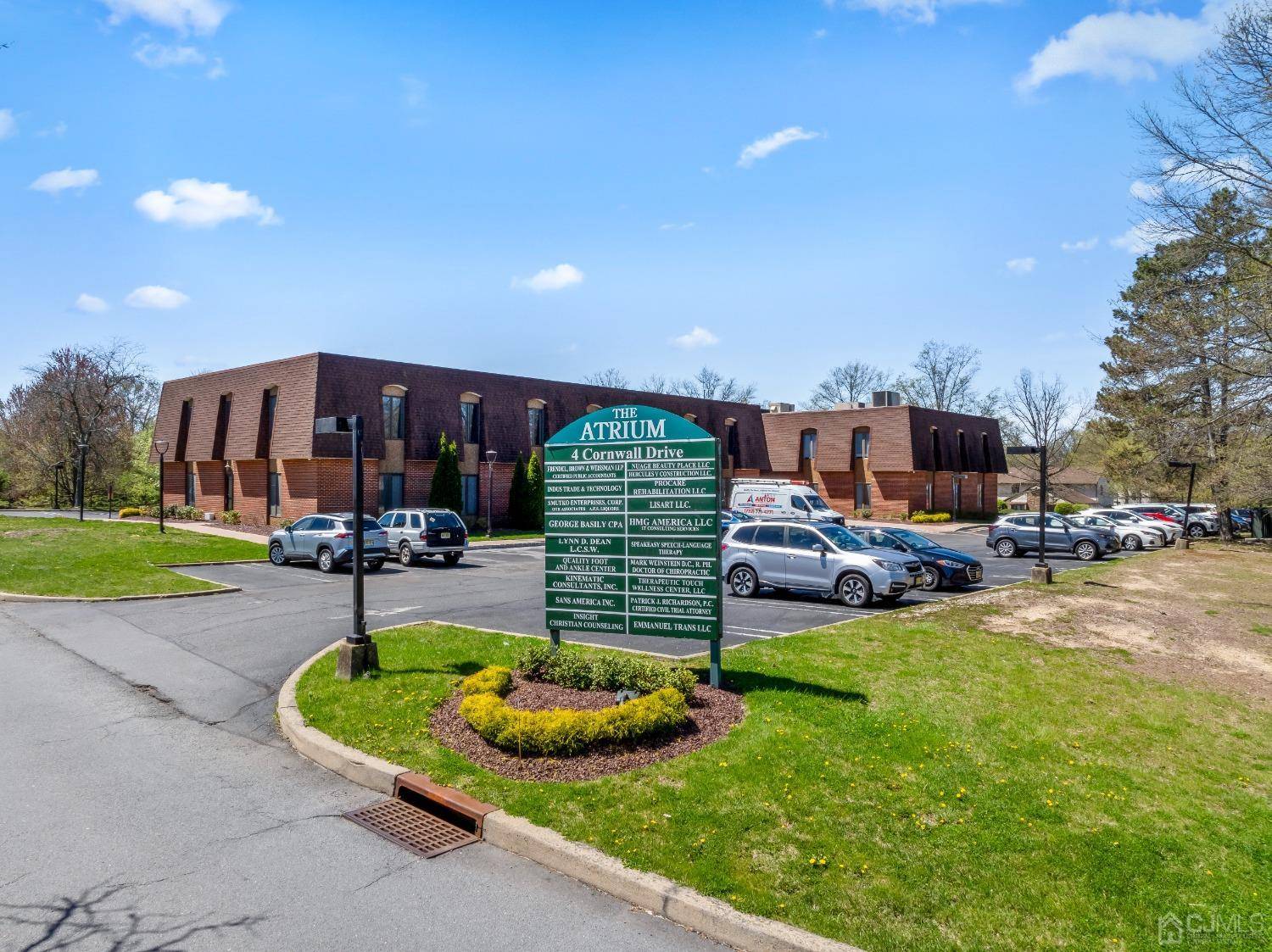 East Brunswick, NJ 08816,4 Cornwall DR #205