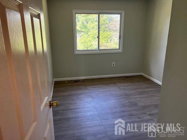 South Brunswick, NJ 08852,32 Regal DR