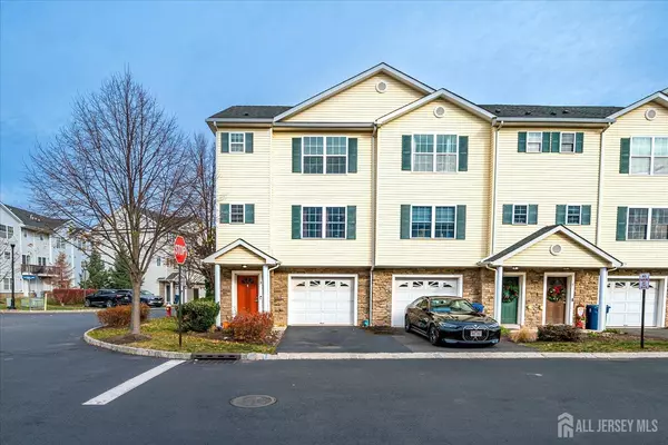 9 Alfred AVE, Franklin, NJ 08873