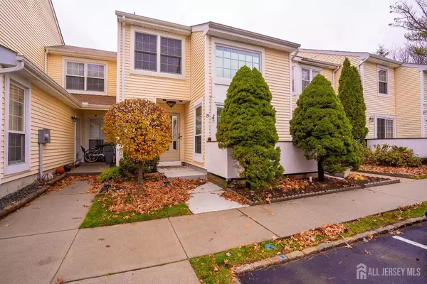 19 Borelle SQ, Sayreville, NJ 08859