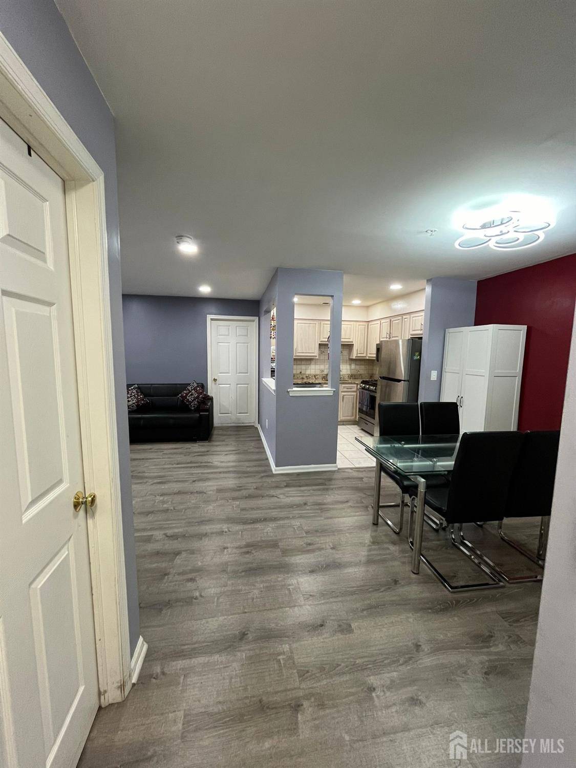 Edison, NJ 08817,1715 Waterford DR #1715