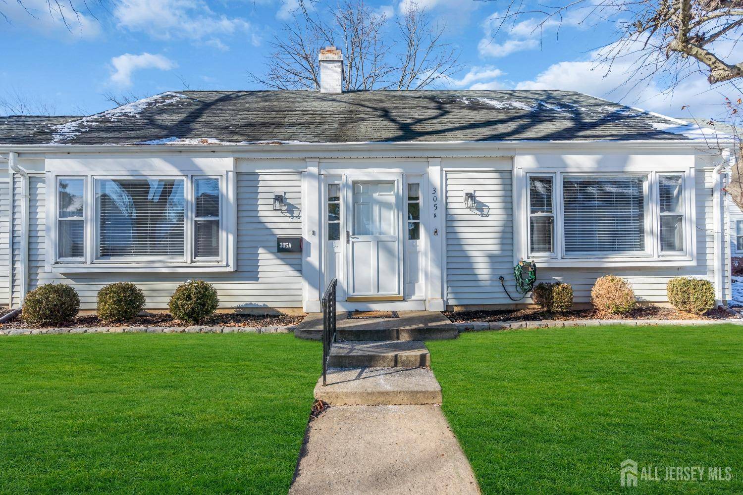 Jamesburg, NJ 08831,305-A Sturbridge LN #305A