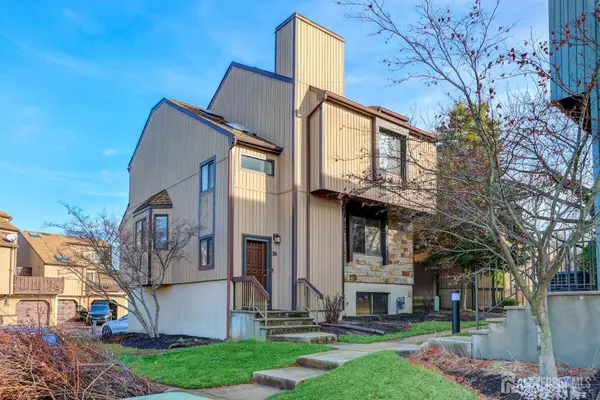 36 Emerald Ln, LN, Old Bridge, NJ 08857