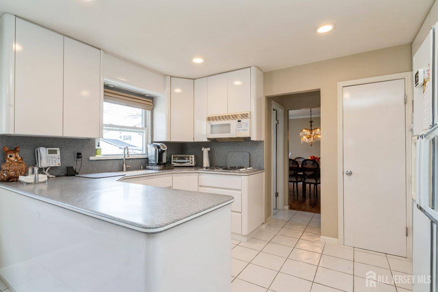 Sayreville, NJ 08872,4 Zaleski DR