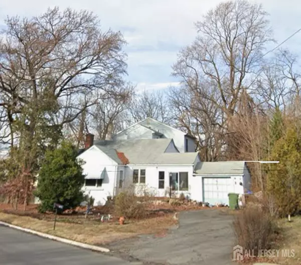 784 New Durham AVE, Edison, NJ 08817