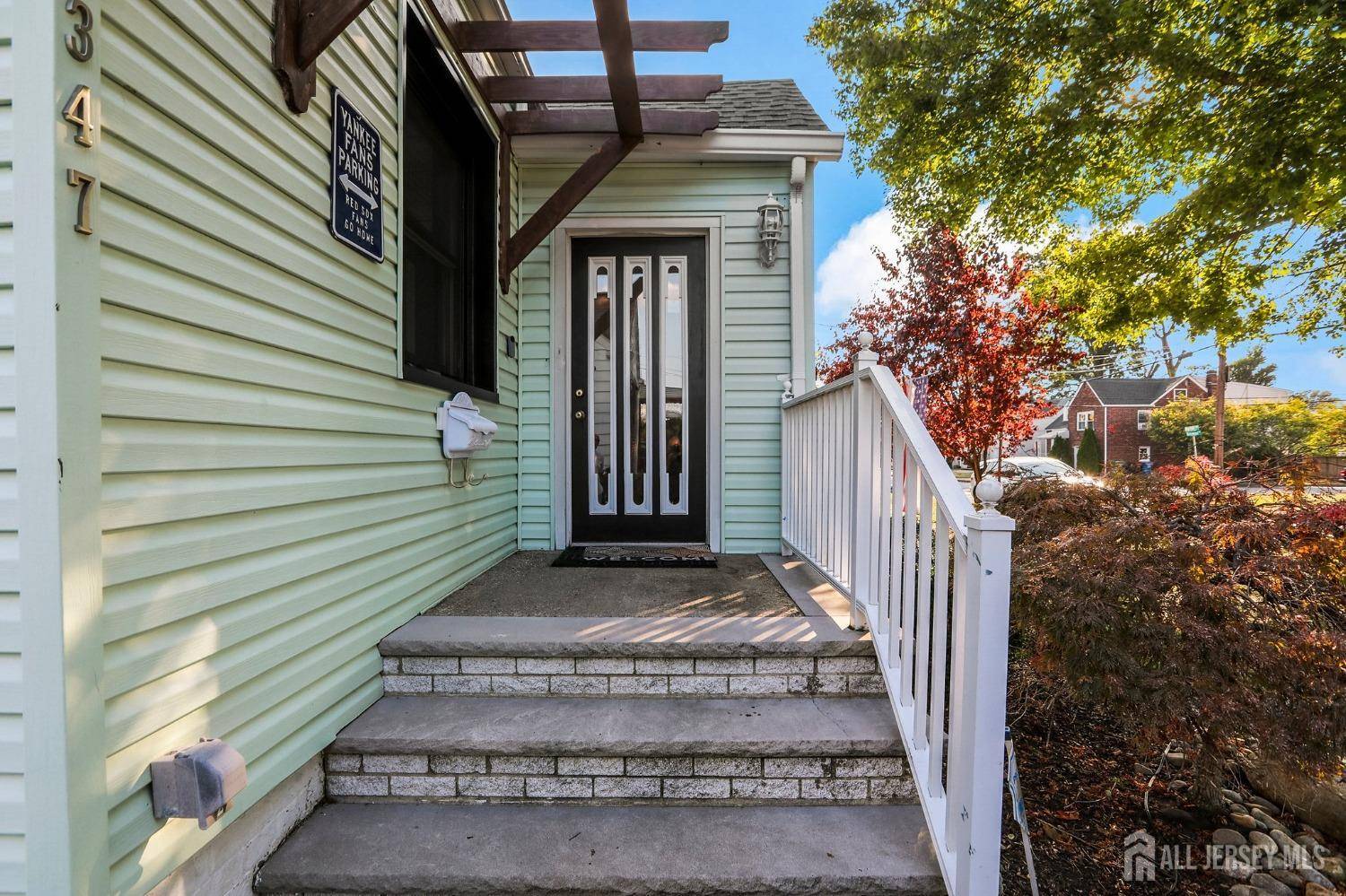 Linden, NJ 07036,347 Rosewood TER