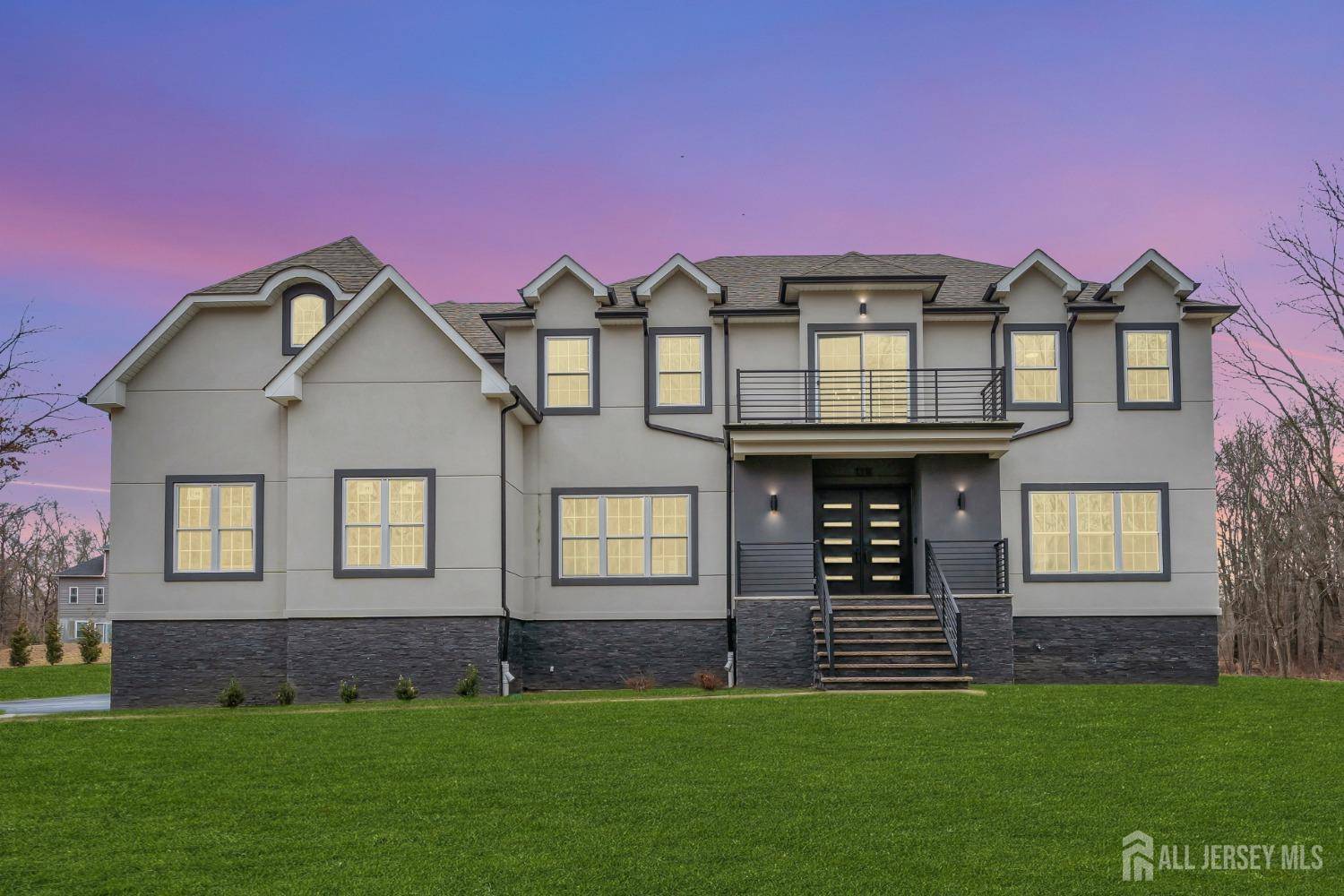131-B Dutch RD, East Brunswick, NJ 08816