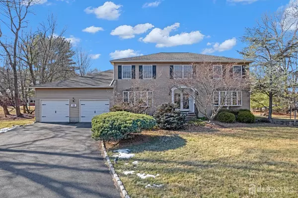 19 Nicholas CT, Edison, NJ 08820