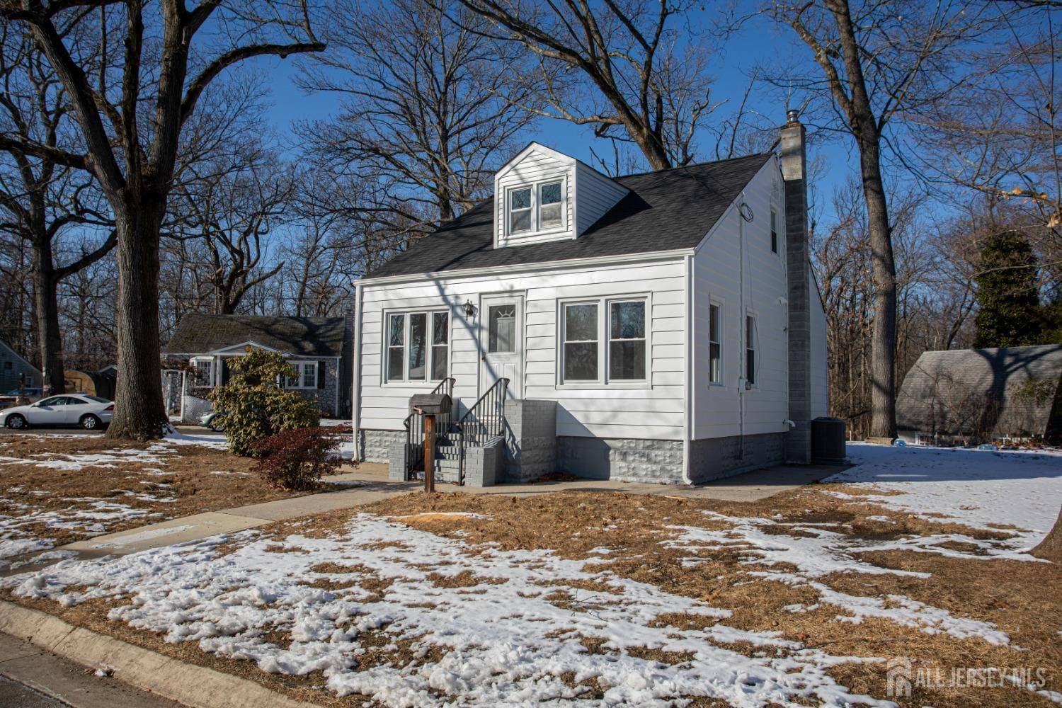 35 Red Bank RD, Spotswood, NJ 08884