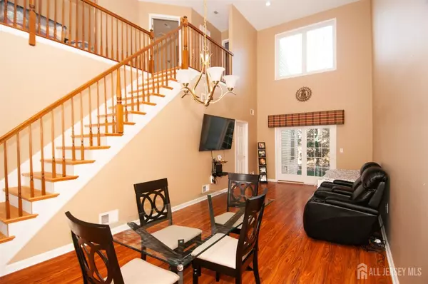 Franklin, NJ 08873,12 Farrington PLZ