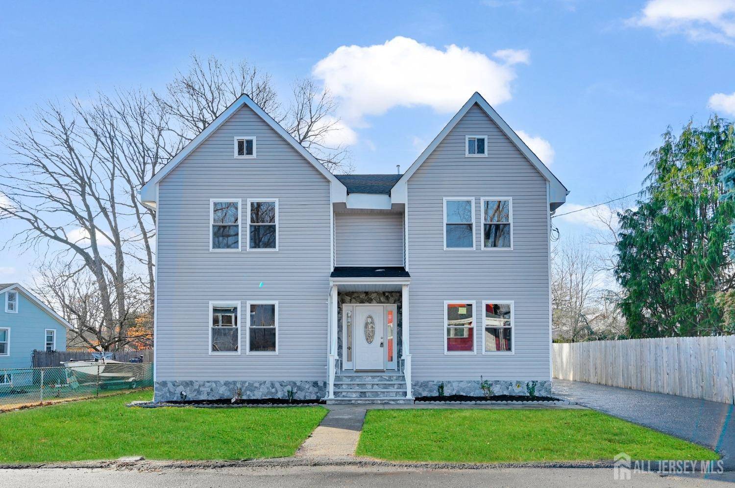 176 Easy ST,  Edison,  NJ 08817