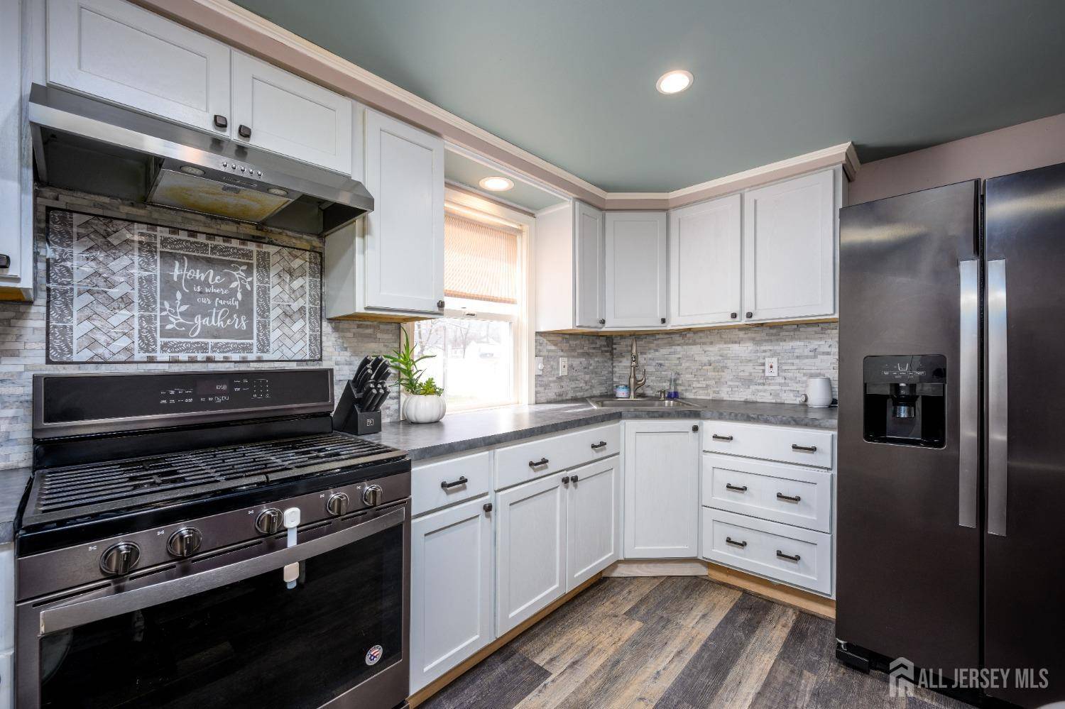 Spotswood, NJ 08884,183 Snowhill ST