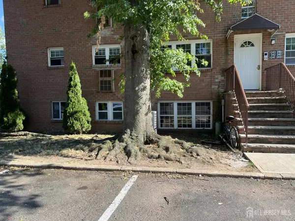 241 College DR,  Edison,  NJ 08817
