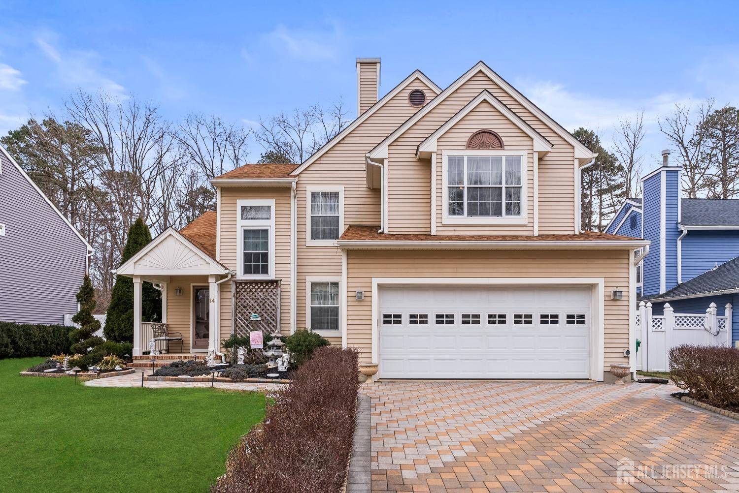 14 Spruce Hollow DR, Howell, NJ 07731