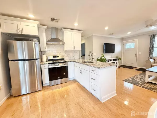 Middlesex, NJ 08846,123 3rd ST