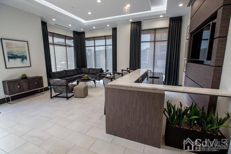Piscataway, NJ 08854,4318 Pine Valley WAY