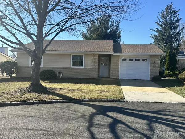 1209-A Lindera PLZ, Monroe, NJ 08831