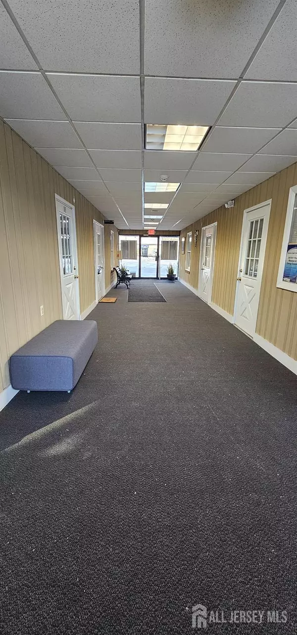 Hillsborough, NJ 08844,349 N 206 HWY