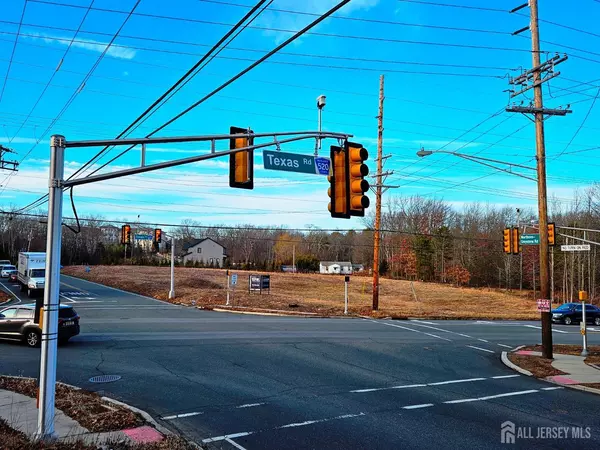 1122 Marlboro RD, Old Bridge, NJ 08857