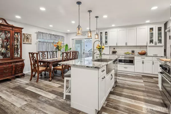 Spotswood, NJ 08884,80 Easton AVE