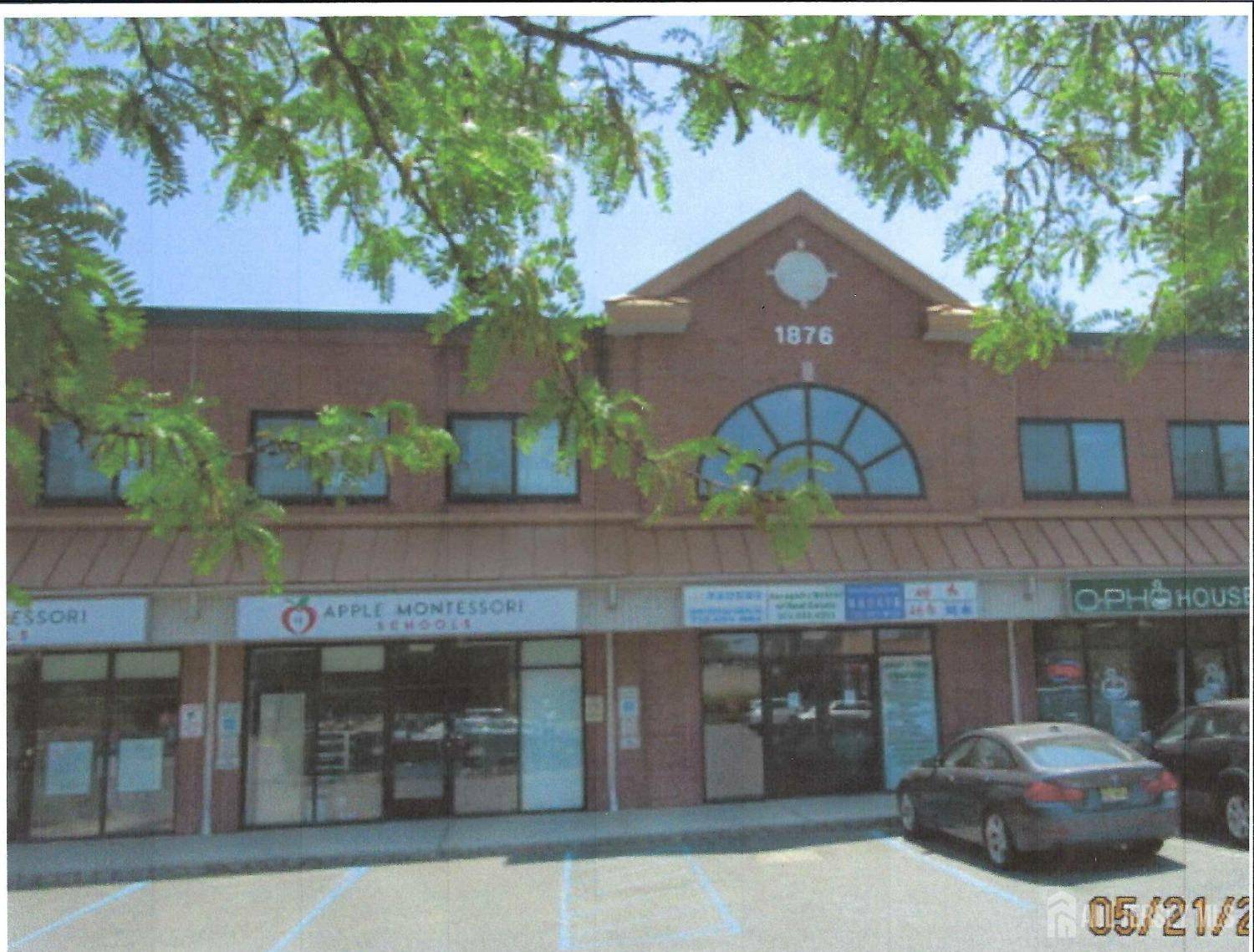1876 Lincoln rt. 27 HWY #203, Edison, NJ 08817