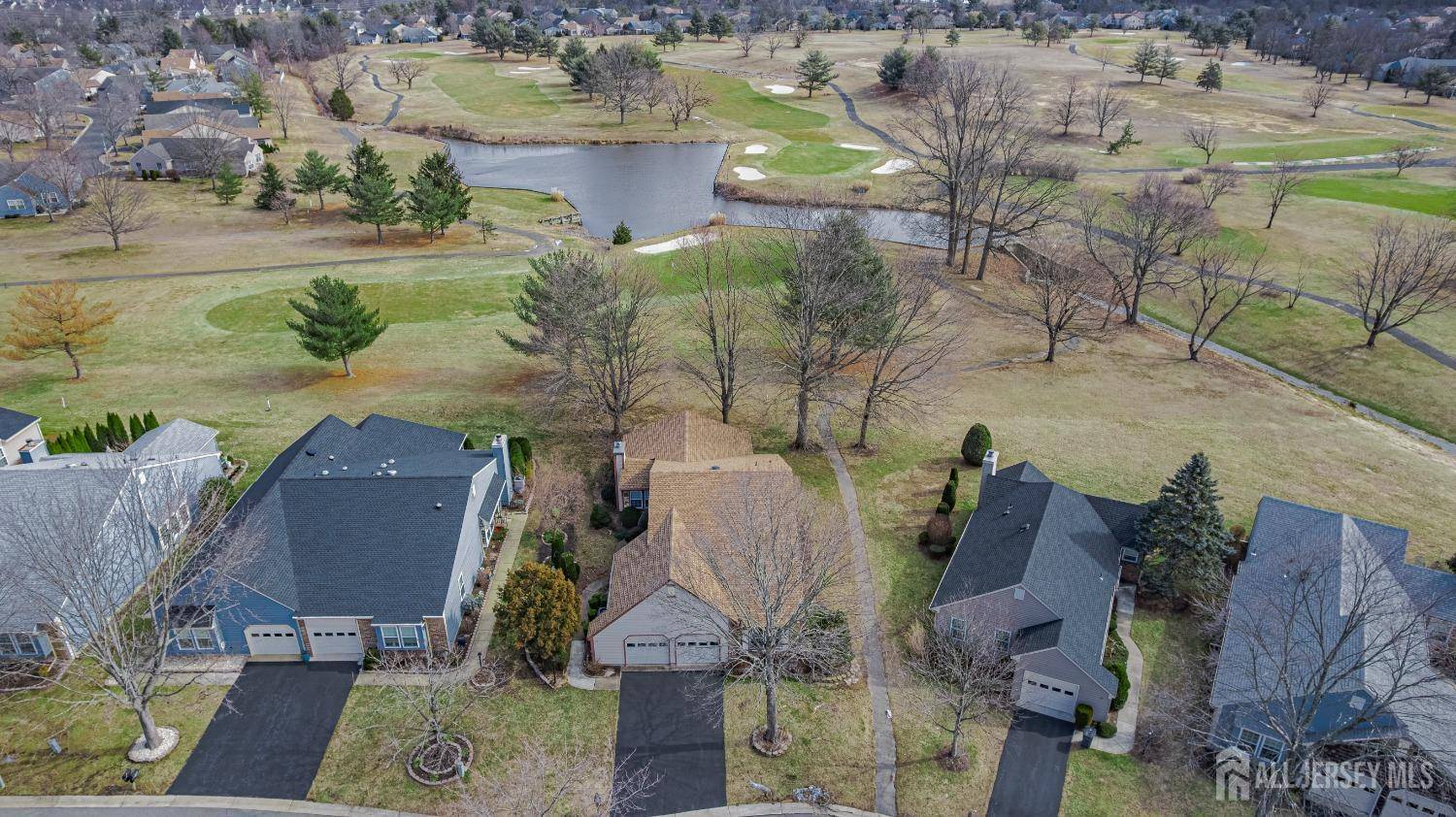 Monroe, NJ 08831,15 John Adams CT