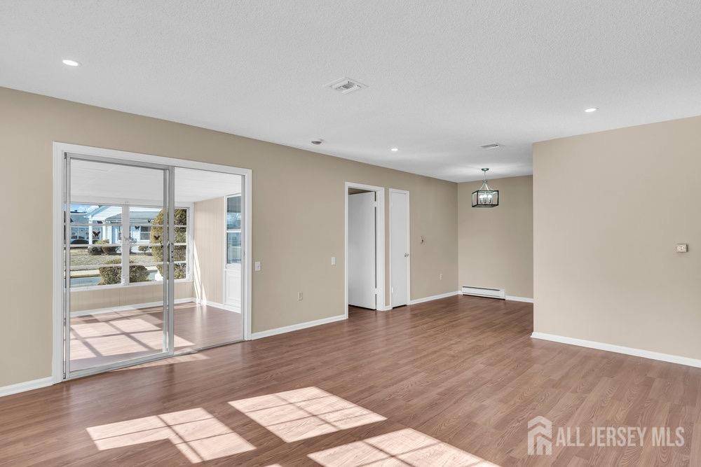 Monroe, NJ 08831,162 Providence WAY